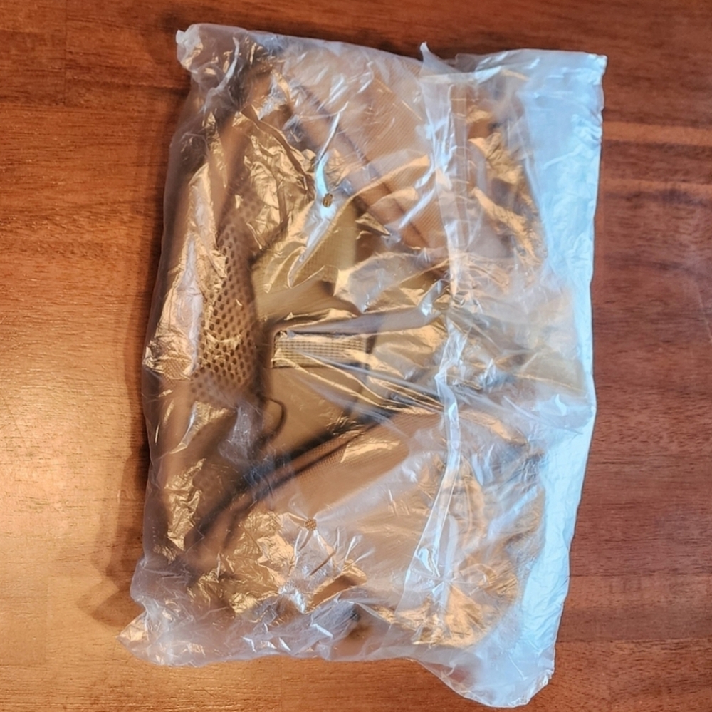 NWT Concealed Carry Tactical Fanny Pack One Size Fits Most. Khaki - Picture 2 of 3